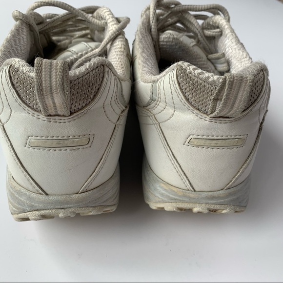 Sketchers Vintage Original Shape Up Toning Sneakers In White - Picture 5 of 9